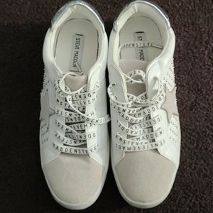 Steve Madden studded snicker